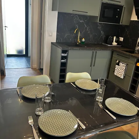 Logement Du Sud Avec Jacuzzi Sommières Extérieur photo