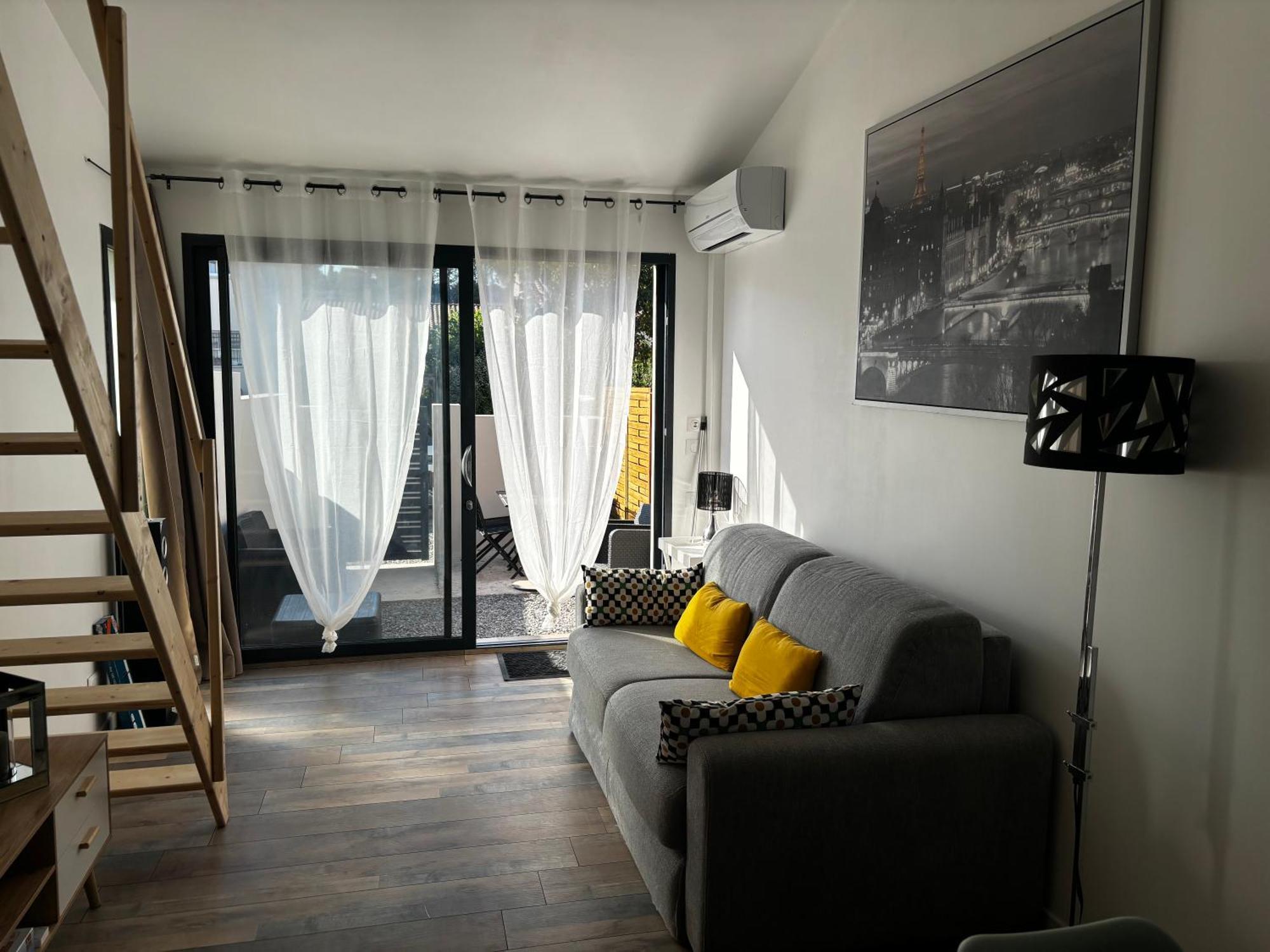 Du Sud Avec Jacuzzi Appartement *