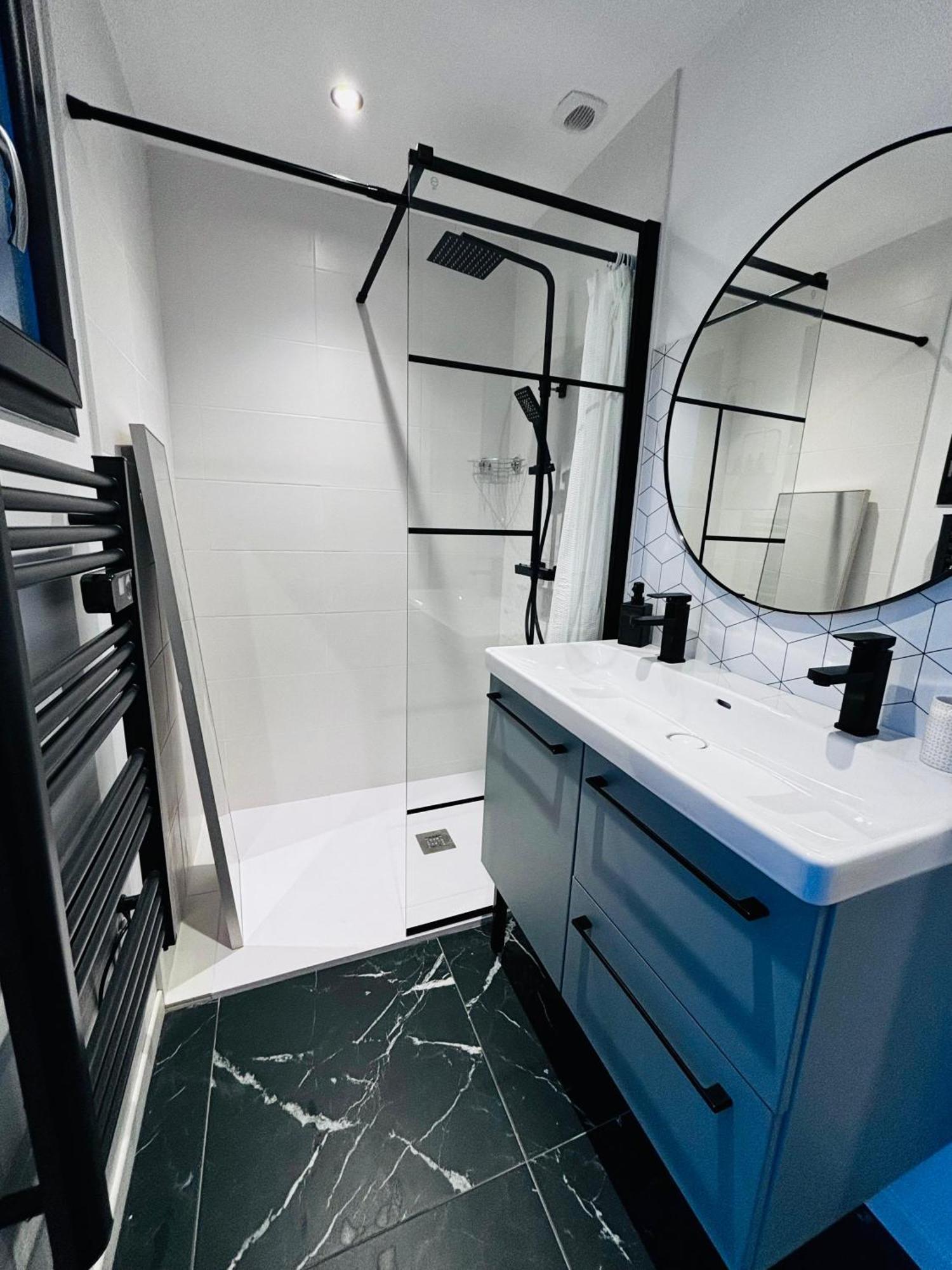 Appartement Du Sud Avec Jacuzzi *